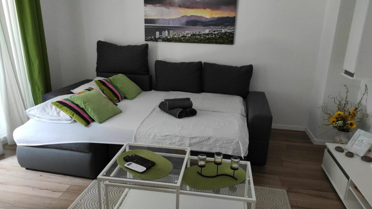 Green Corner *** Apartment Рийека Стая снимка